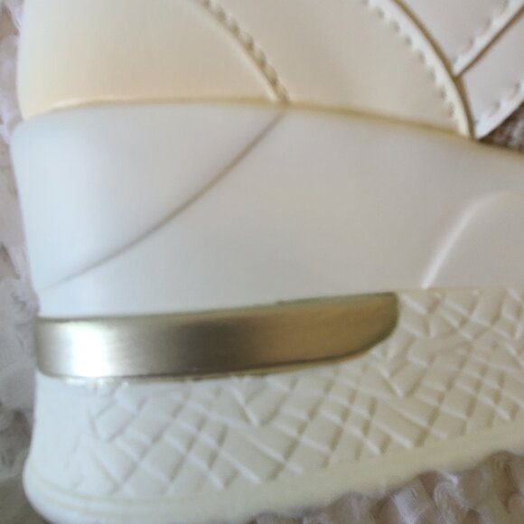 Women's Like New Cestfini High Heeled Wedge Sneakers, Fashion Platform/Hidden We - Picture 5 of 16